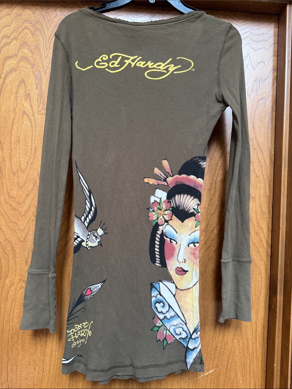 Ed Hardy Olive Green Long Sleeve V-Neck Tunic Graphic Tee - Picture 2 of 5